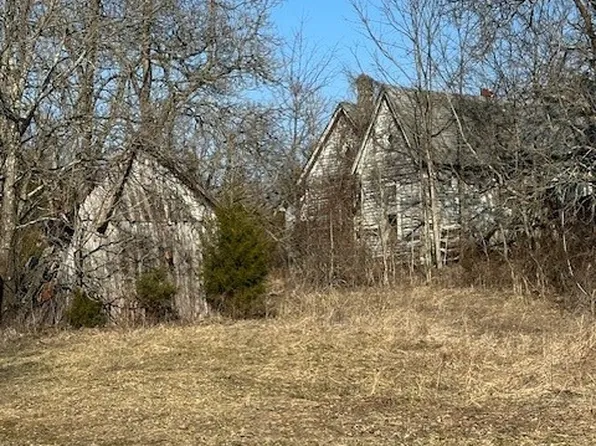 4702 S Wilson Road, Campbellsburg, IN 47108