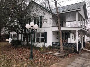 312 Lincoln Ave, Lebanon, MO 65536