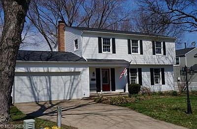 1st image of 725 Deepwood Dr