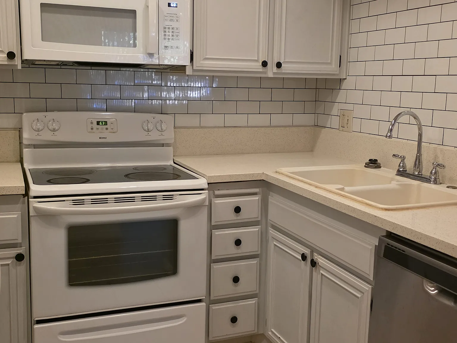 1 bed, 599 sqft, $2,150 — Photo 2