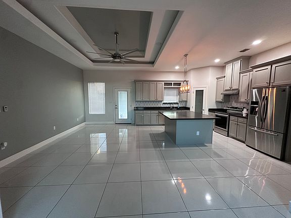 3rd image of 16584 Barnes Ct