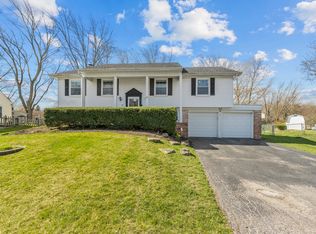 681 Aspen Dr, Buffalo Grove, IL 60089