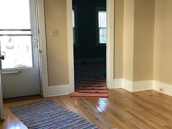 4th image of 2448 W 10th St