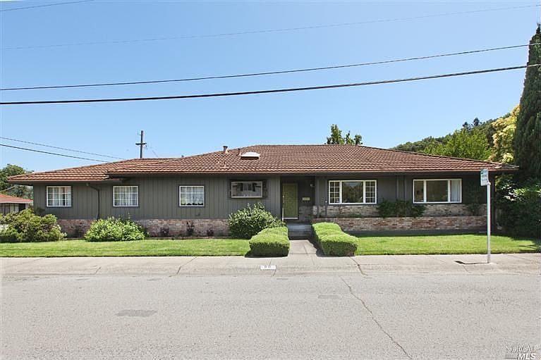 1st image of 99 Dartmouth Dr