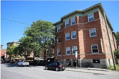 351 Elgin St #B Photo 1