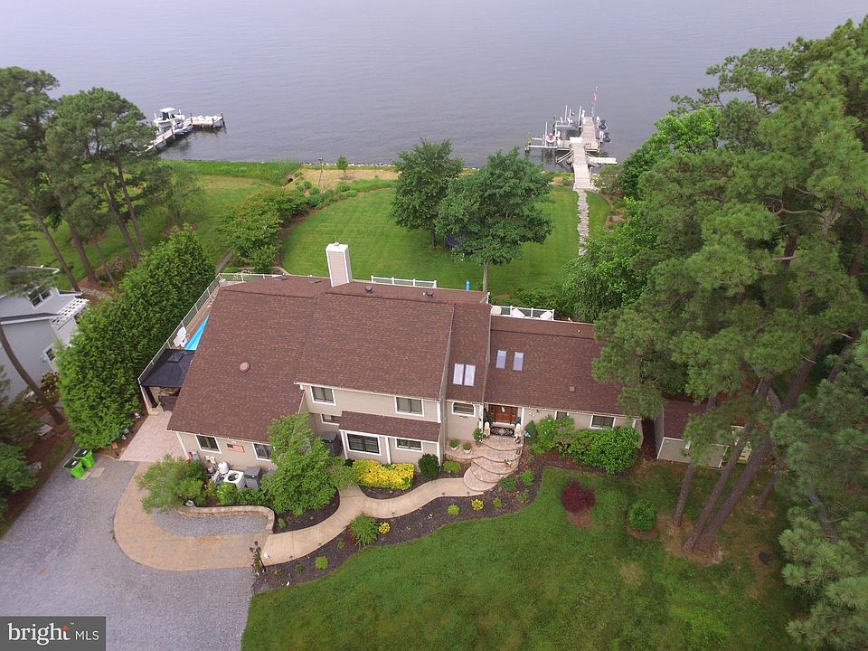1st image of 37 Prospect Bay Dr W