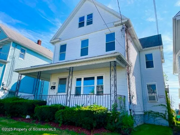 1305 Saint Ann St, Scranton, PA 18504