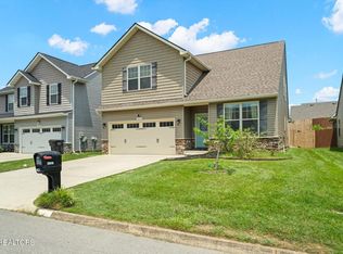 12019 Woodhollow Ln, Knoxville, TN 37932