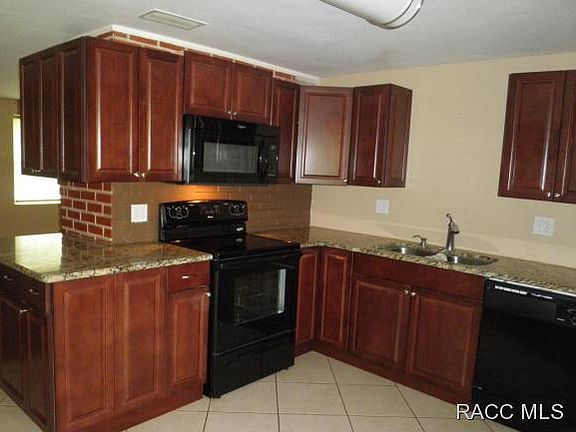 3rd image of 3595 W Cypress Dr