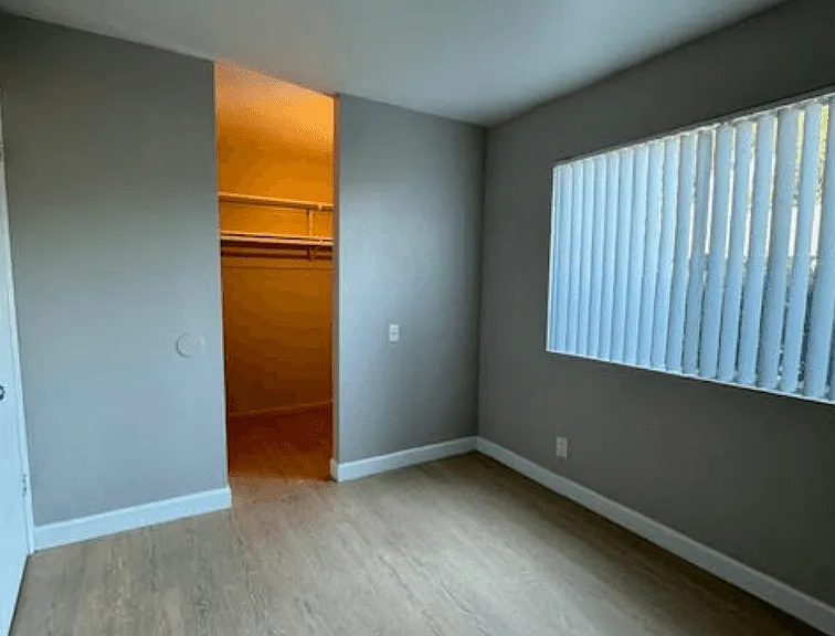 Hidden Creek Apartments — Photo 134