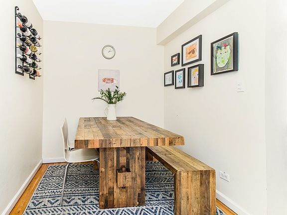 5th image of 3210 Arlington Ave APT 2C