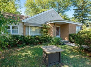 5422 Wolf Rd, Western Springs, IL 60558