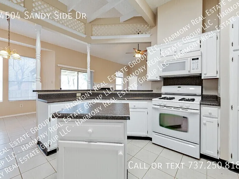 14504 Sandy Side Dr — Photo 7