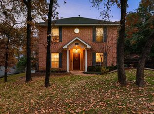 2817 Ridgewood Dr, Grapevine, TX 76051