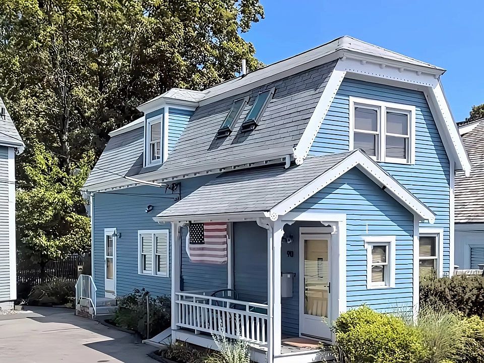 1st image of 90 Belknap St
