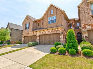 1004 Brook Forest Ln, Euless, TX 76039