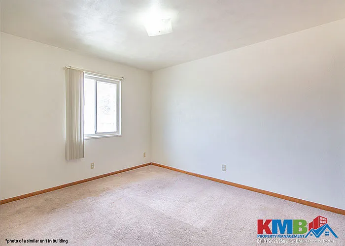 1050 Twixt Town Rd #10 — Photo 5