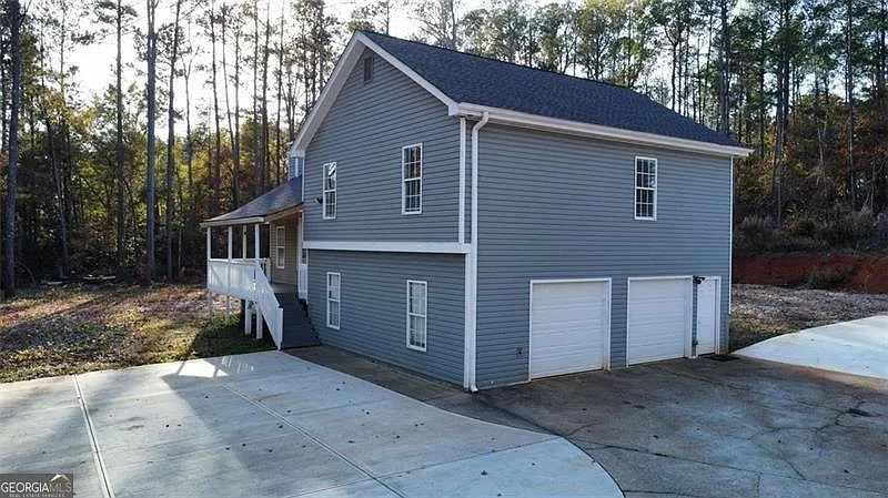 3 bed, 2.0 bath, 1482 sqft, $2,500 — Photo 2