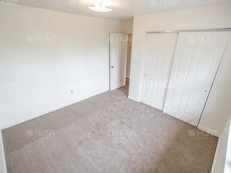 148 Kentucky Cir — Photo 11