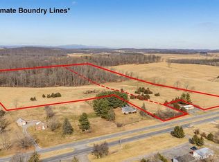 N Lee Hwy, Raphine, VA 24472