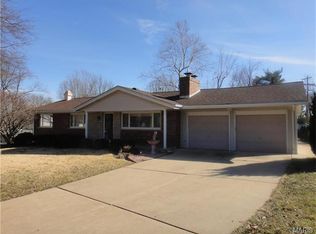 133 Romine Cir, Ballwin, MO