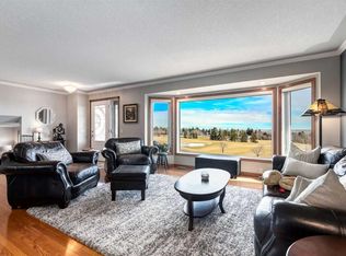 468 NE Norfolk Way NW, Calgary, AB T2K5R1
