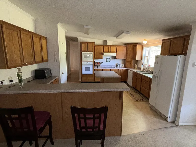 198 County Road 1165 — Photo 11