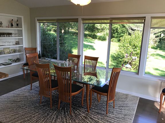 Dining room and views