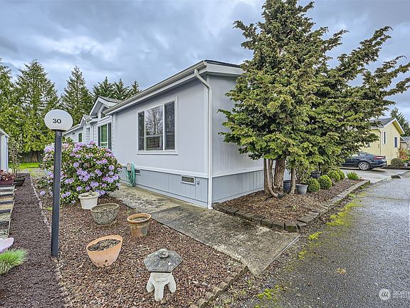 2nd image of 14727 43rd Avenue NE #30