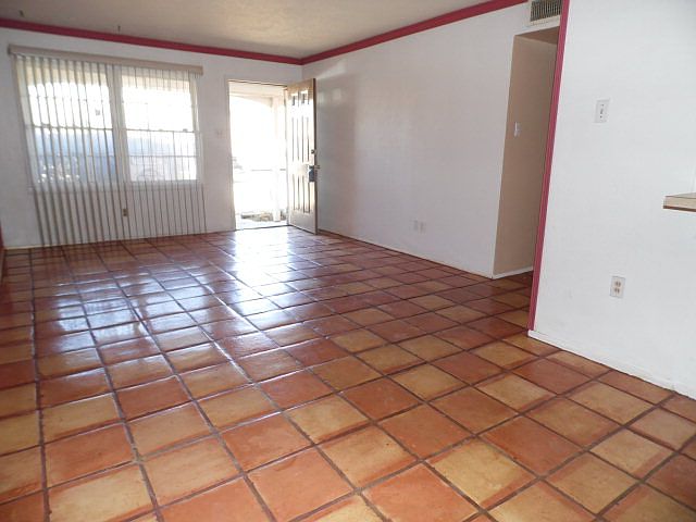 1st image of 4405 Brookdale Dr