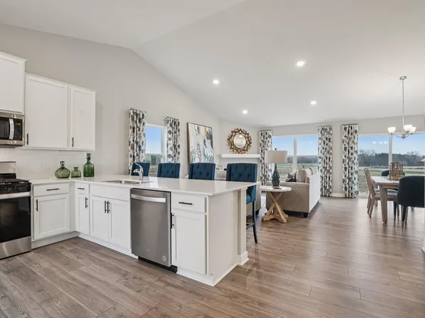 17416 Durham Dr, Lakeville, MN 55044