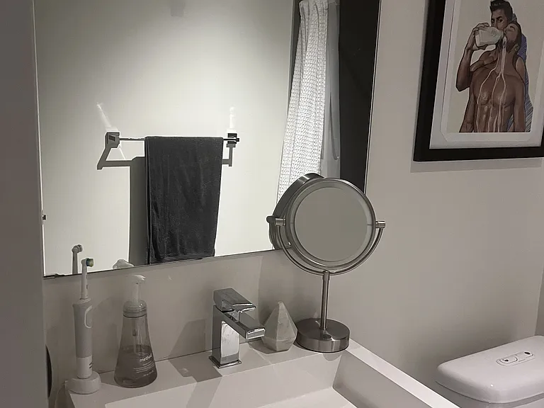 111 Bathurst St #403 — Photo 13