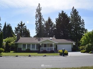 106 Emerald Dr, Sequim, WA 98382