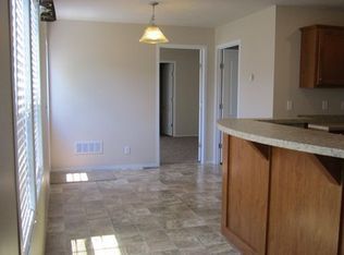 301 Barkway Dr SE, Grand Rapids, MI 49548