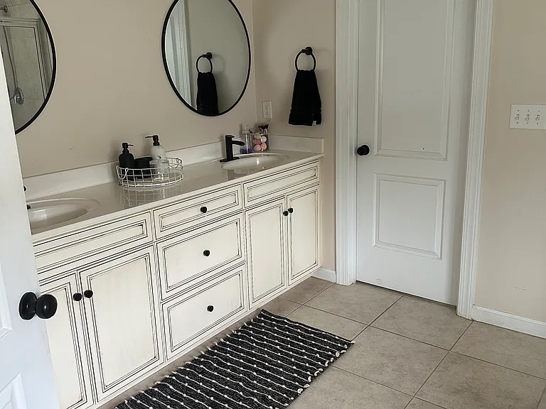 501 King Ct — Photo 7