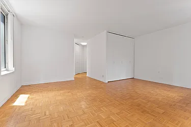 Rented by MOTION New York