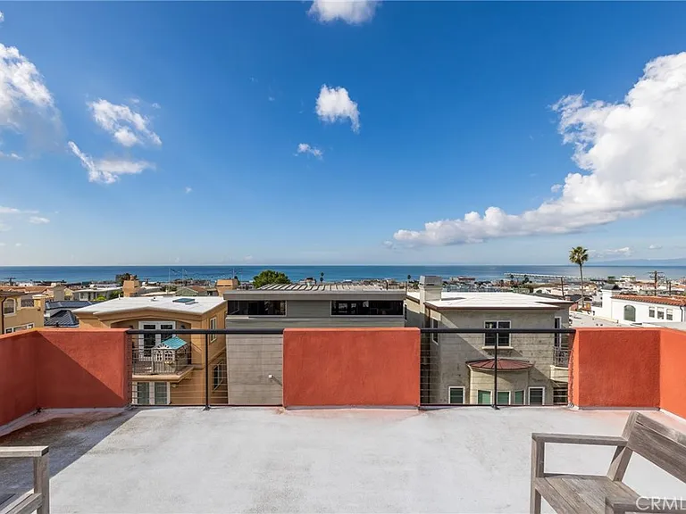 701 Loma Dr — Photo 43