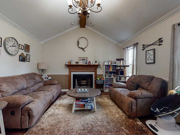 5th image of 281 River Oaks Dr