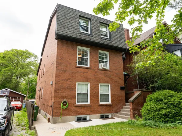 580 Indian Rd #2, Toronto, ON M6P 2C2
