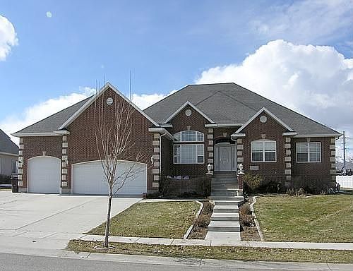 Beautiful Bluffdale Home!
