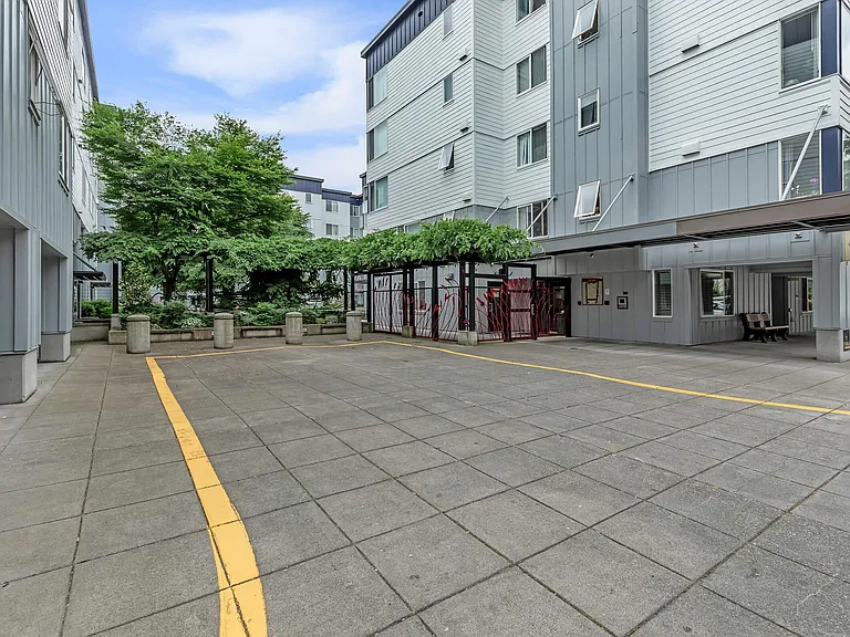 The Village at Overlake Station — Photo 8