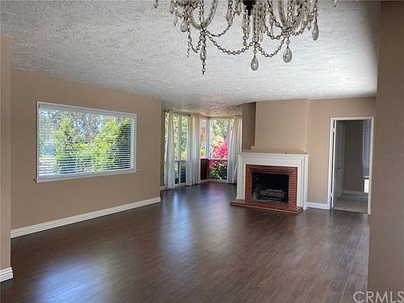 3rd image of 3841 Palos Verdes Dr N