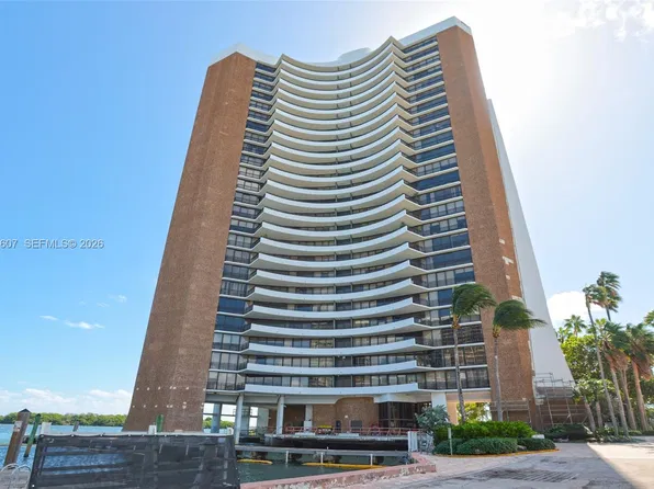 720 NE 69th St APT 21S, Miami, FL 33138