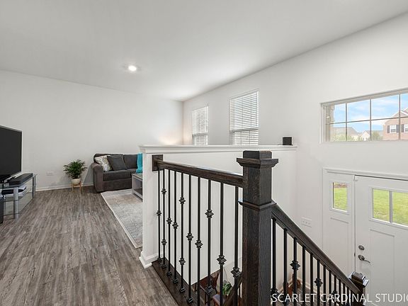 3rd image of 403 Shadow Ct