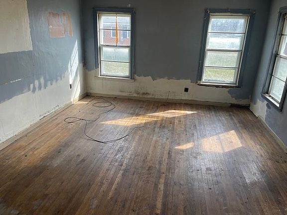 2nd image of 1622 Ontario Ave