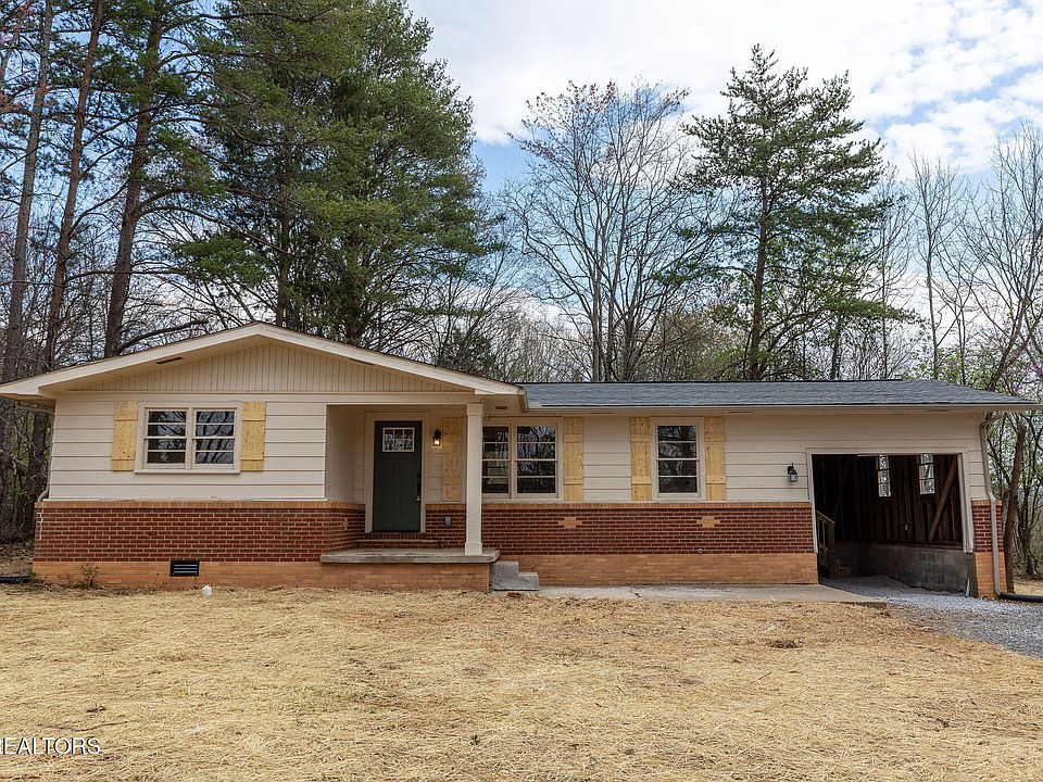 1st image of 6010 Wade Ln
