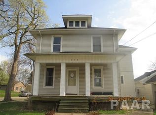 202 W Chestnut St, Canton, IL 61520