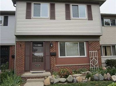 1st image of 3047 Williamsburg Dr #23