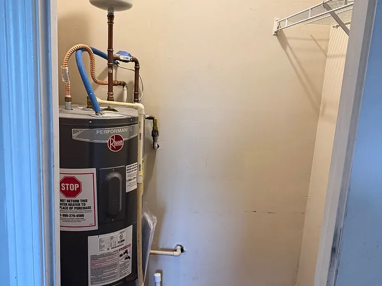 1005 Shadow Ridge Ave — Photo 12