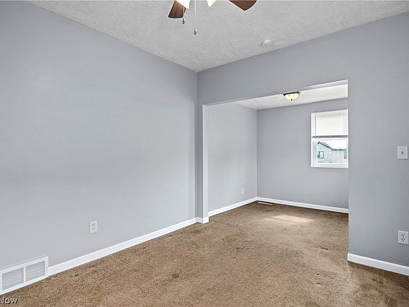 4th image of 7723 W River Rd S